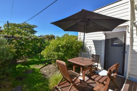 Photo of property in 94 Pembroke Street, Carterton, 5713