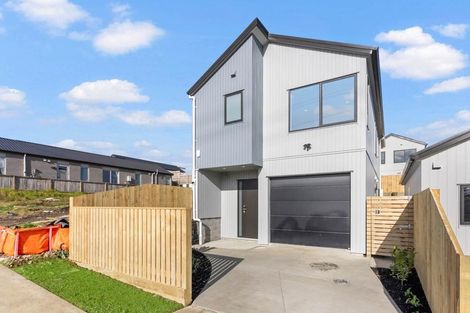 Photo of property in 43 Puwha Street, Massey, Auckland, 0614