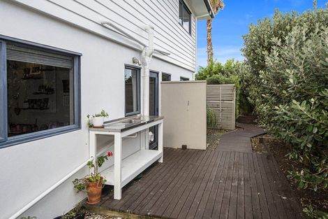 Photo of property in 3 Bermuda Place, One Tree Point, 0118