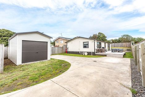Photo of property in 79a Matai Street, Castlecliff, Wanganui, 4501
