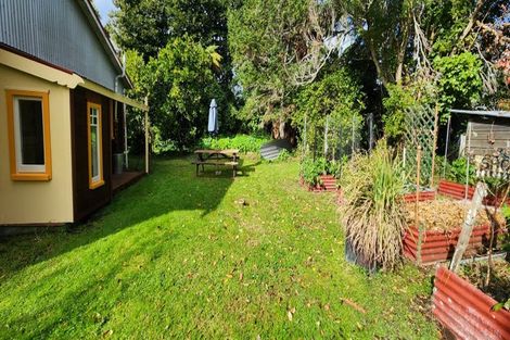 Photo of property in 66 Oxford Road, Okato, 4335