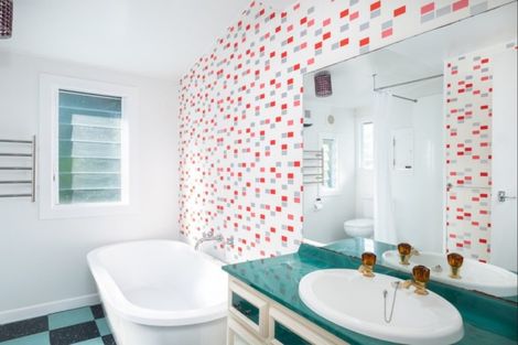 Photo of property in 12 Makorori Beach Road, Makorori, Gisborne, 4073