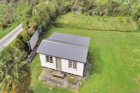 Photo of property in 9 Sunderland Street, Waimangaroa, Westport, 7891
