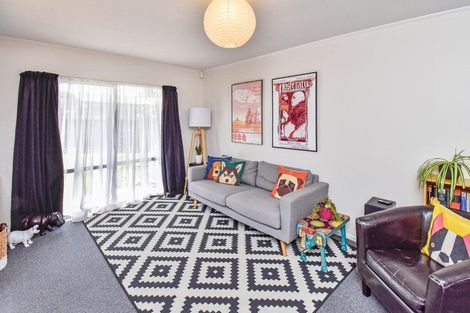 Photo of property in 1/44 Taitimu Drive, Weymouth, Auckland, 2103