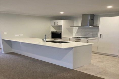 Photo of property in 10 Richardson Road, Omokoroa, 3114