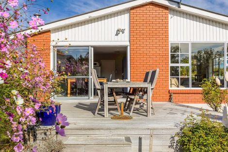 Photo of property in 24 Raxworthy Street, Ilam, Christchurch, 8041