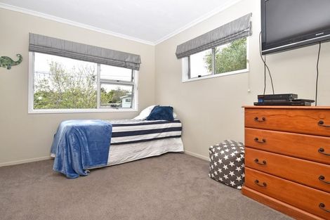 Photo of property in 2/90 Rosier Road, Glen Eden, Auckland, 0602