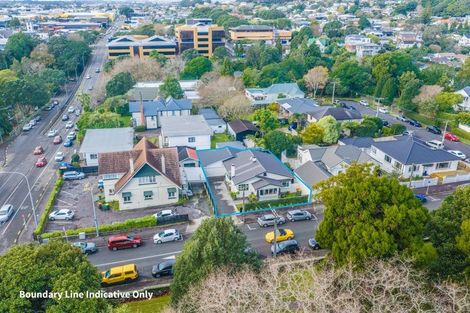 Photo of property in 75 Brougham Street, New Plymouth, 4310
