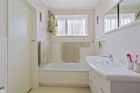 Photo of property in 15 Tweed Road, Papakowhai, Porirua, 5024