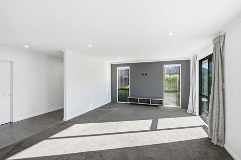 Photo of property in 1 Winterslow Lane, Rangiora, 7400