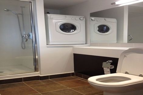 Photo of property in The Statesman Apartments, 1006/1 Parliament Street, Auckland Central, Auckland, 1010