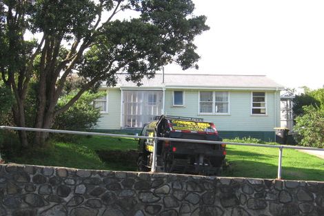 Photo of property in 103 Te Pene Avenue, Titahi Bay, Porirua, 5022
