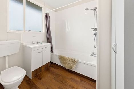 Photo of property in 4/15 Barneys Farm Road, Clendon Park, Auckland, 2103