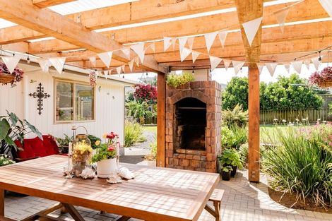 Photo of property in 13 Koromiko Drive, Coromandel, 3506
