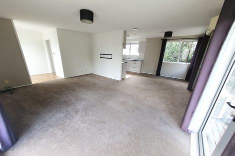 Photo of property in 12 Lipton Grove, Opaheke, Papakura, 2113