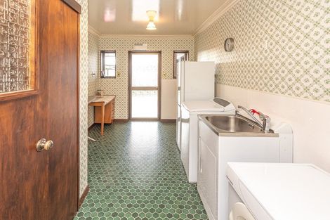 Photo of property in 4 Warwick Place, Springvale, Whanganui, 4501