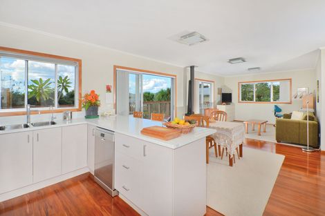 Photo of property in 122 Anzac Road, Morningside, Whangarei, 0110