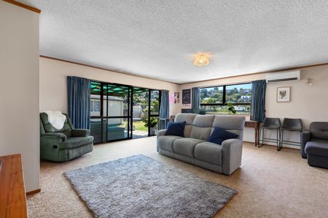 Photo of property in 402b Ngatai Road, Bellevue, Tauranga, 3110