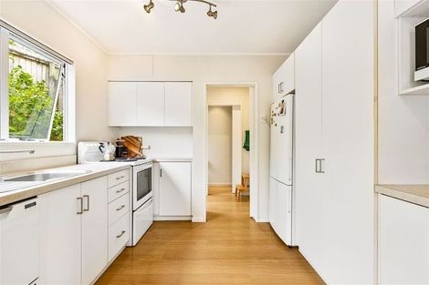 Photo of property in 12/24 Eastglen Road, Glen Eden, Auckland, 0602