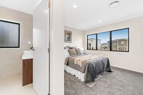 Photo of property in 32 Adamson Road, Flat Bush, Auckland, 2019