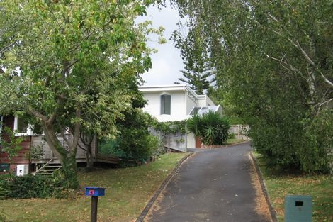 Photo of property in 4 Garmons Way, Castor Bay, Auckland, 0620