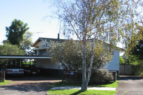 Photo of property in 130 Hutchinsons Road, Bucklands Beach, Auckland, 2014