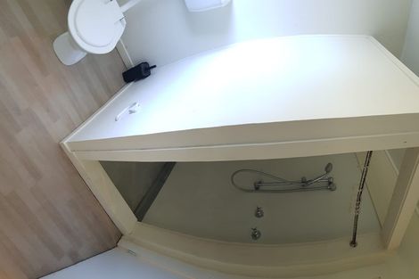 Photo of property in 2/7 Huapai Street, Onehunga, Auckland, 1061