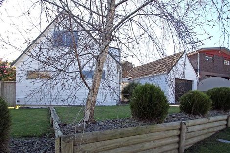 Photo of property in 5 Lombardy Place, Whalers Gate, New Plymouth, 4310