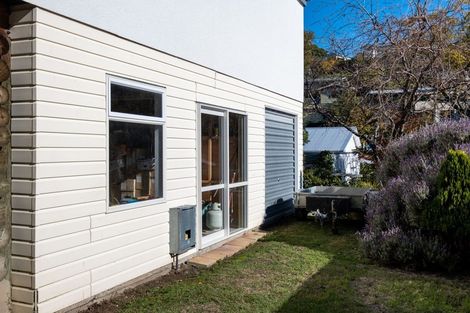 Photo of property in 13 Amner Place, Bluff Hill, Napier, 4110