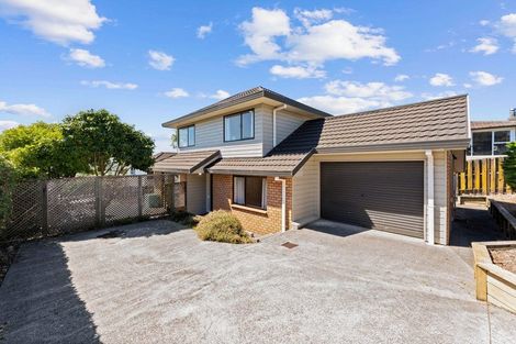 Photo of property in 74b Bradbury Road, Botany Downs, Auckland, 2010