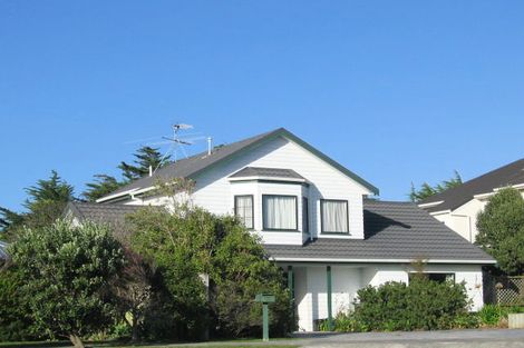 Photo of property in 11 Westridge, Camborne, Porirua, 5026