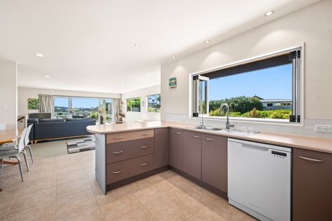 Photo of property in 9 Margaret Way, Langs Beach, Waipu, 0582