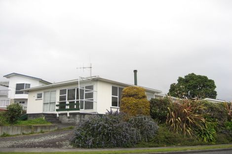 Photo of property in 46 Jans Terrace, Oakura, 4314