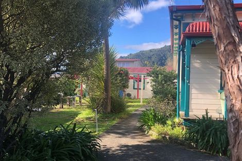 Photo of property in 24 Devon Street, Picton, 7220