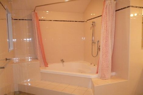 Photo of property in 427 Marine Parade, Napier South, Napier, 4110