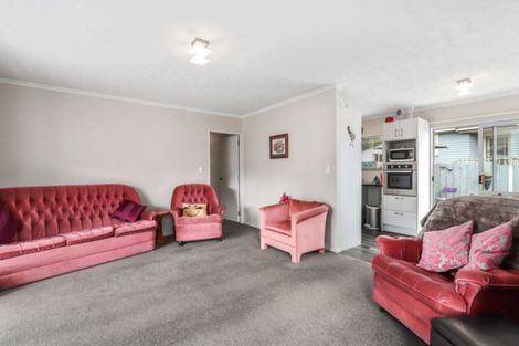 Photo of property in 24c Huia Avenue, Forest Lake, Hamilton, 3200