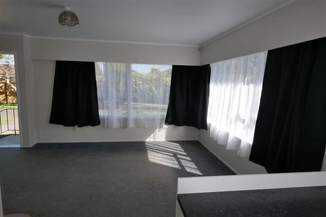 Photo of property in 1/10 Gloaming Place, Conifer Grove, Takanini, 2112