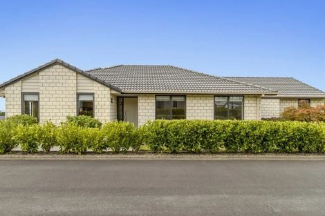 Photo of property in 33 Vista Close, Omokoroa, 3114
