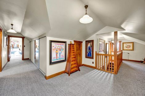 Photo of property in 192a Mangorei Road, Merrilands, New Plymouth, 4312