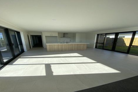 Photo of property in 16 Kopakopa Crescent, Wharewaka, Taupo, 3330