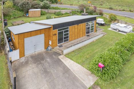 Photo of property in 97 Mowhanau Drive, Kai Iwi, Whanganui, 4574