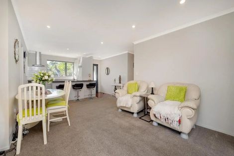 Photo of property in 9b Mattson Road, Pakuranga, Auckland, 2010