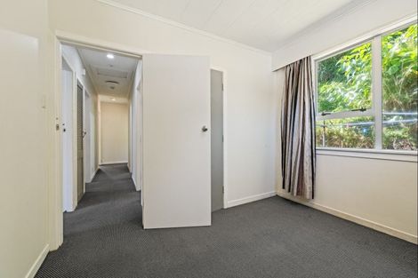 Photo of property in 81 Awanui Street, Merrilands, New Plymouth, 4312