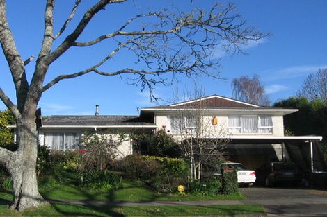 Photo of property in 17 Morrow Avenue, St Andrews, Hamilton, 3200