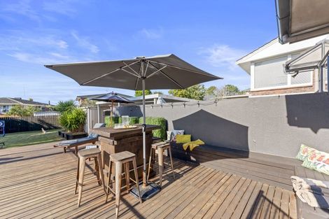 Photo of property in 9 The Anchorage, Sunnyhills, Auckland, 2010