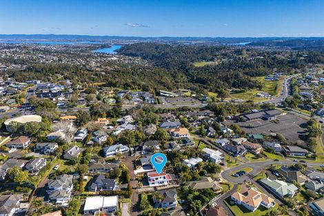 Photo of property in 29 Tenbless Court, Unsworth Heights, Auckland, 0632