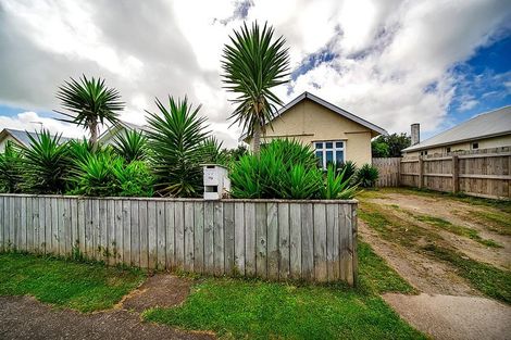 Photo of property in 46 Waihi Road, Hawera, 4610