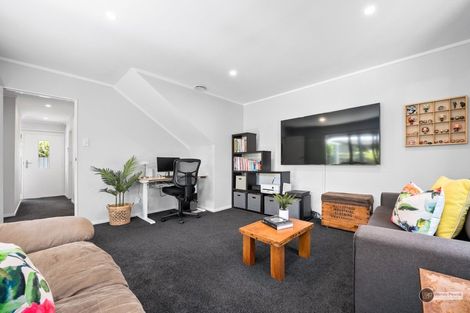 Photo of property in 1/44 Randwick Crescent, Moera, Lower Hutt, 5010
