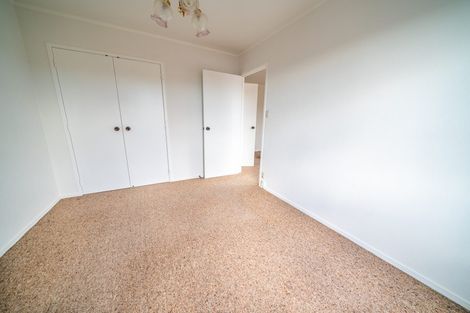 Photo of property in 2/35 Fairlands Avenue, Waterview, Auckland, 1026
