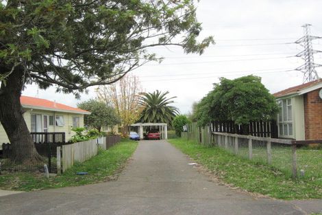 Photo of property in 15 Verner Place, Conifer Grove, Takanini, 2112